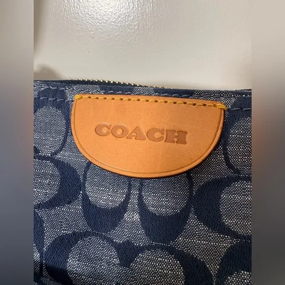 💙 Coach Signature Denim Cargo Shoulder Bag | 3239 - Picture 6 of 16